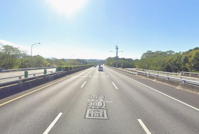 新北大桃園新竹鋼構RC工業區汙水廠登碼頭天車丁建