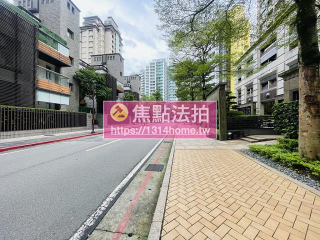 信義區拍賣大樓-10