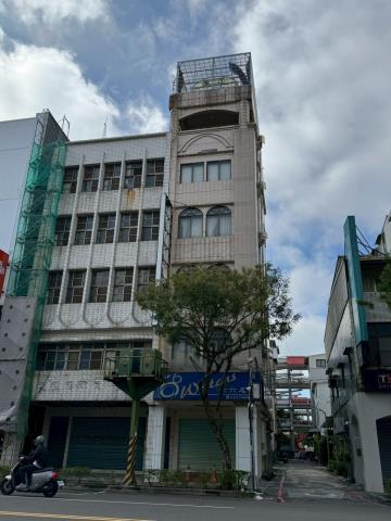 高雄鹽埕法拍透天-7