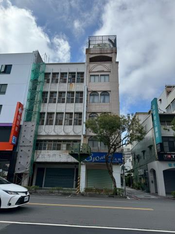 高雄鹽埕法拍透天-8