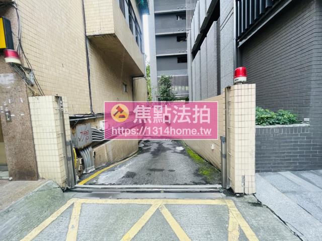 台北信義區法拍大樓-3