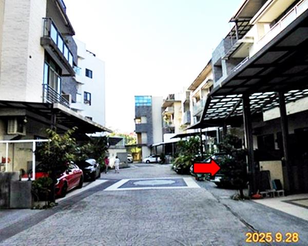 東區拍賣透天-3