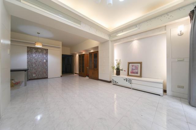 高雄三民區大樓-2