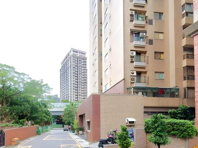 新北淡水大樓法拍-1