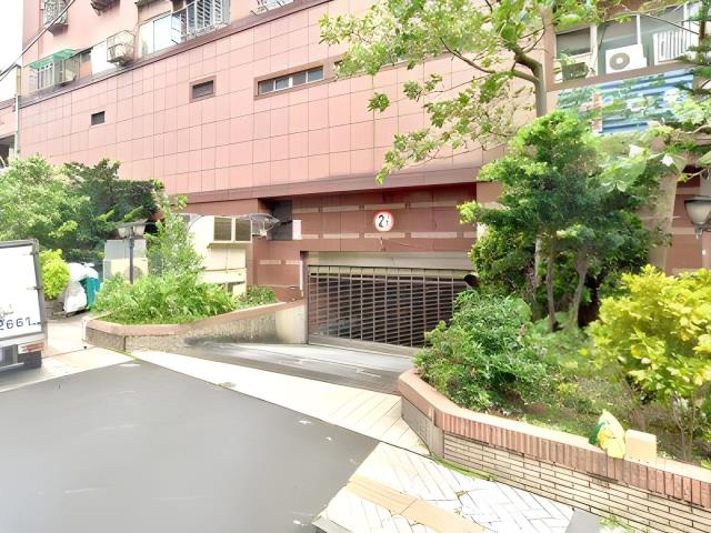 新北中和法拍大樓-9