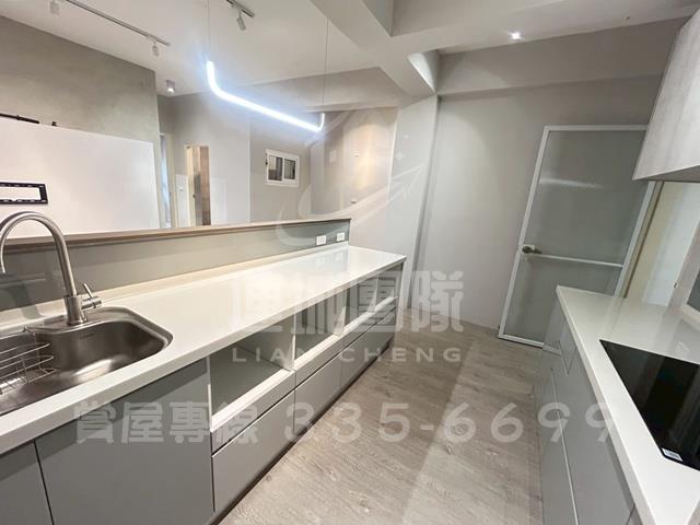 台南南區公寓-9