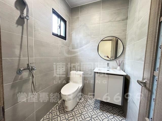 台南南區透天-11