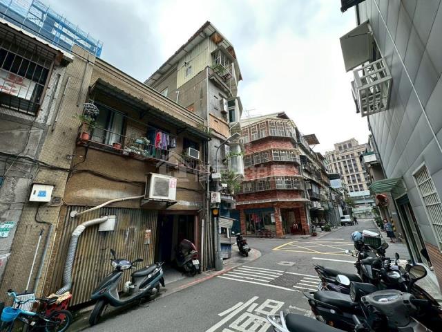 台北大同區法拍透天-0