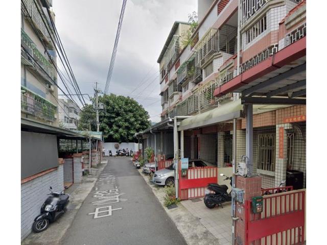 台中法拍透天-2