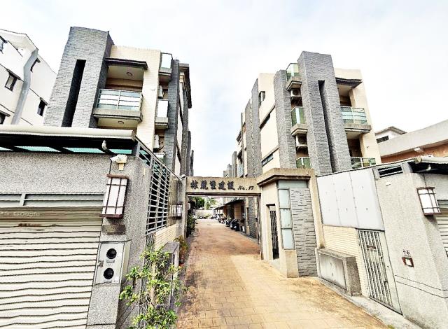 嘉義西區法拍透天-1