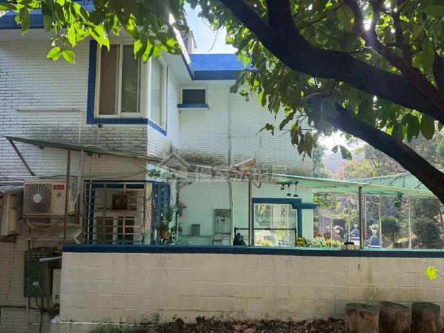 萬里別墅法拍-6