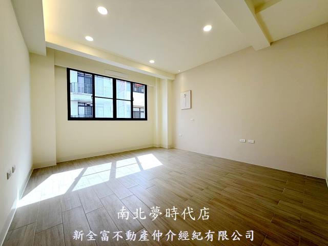 台南東區透天-2