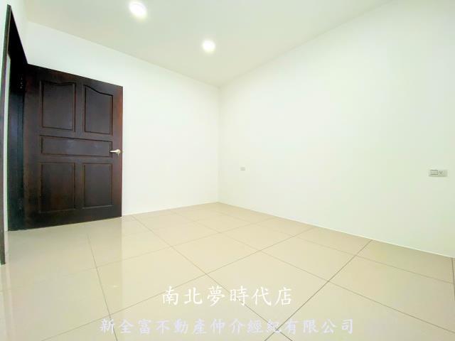 台南南區透天-9