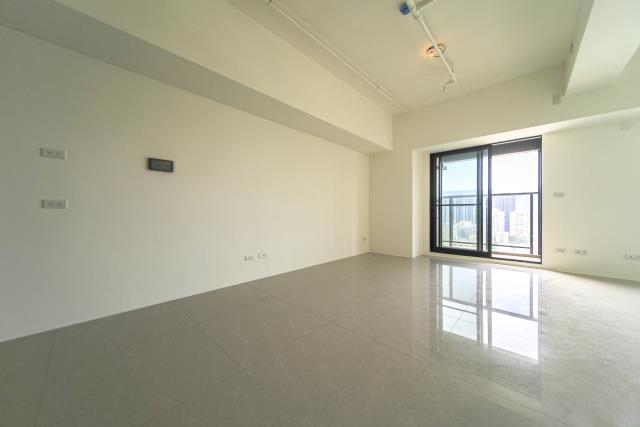 三民買屋三民賣屋三民大樓三民房屋三民店面