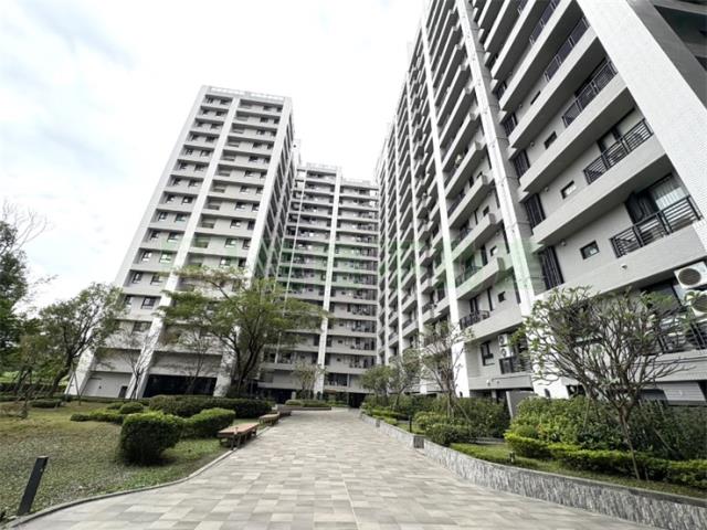 高雄橋頭大樓-13