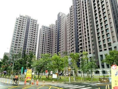 新北新店法拍大樓-1