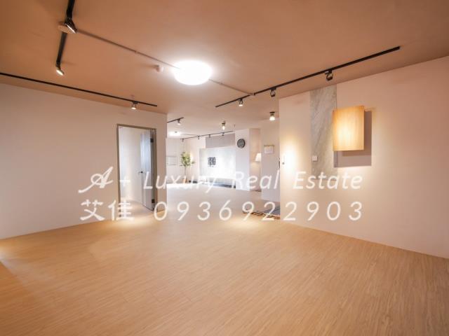 仁愛首都廣場大廈