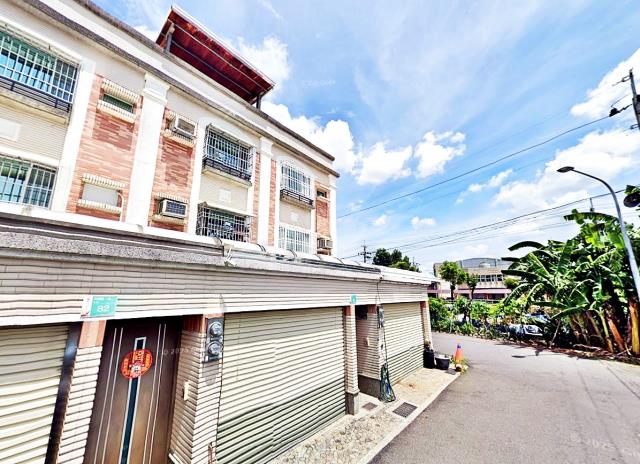 台南法拍透天-2