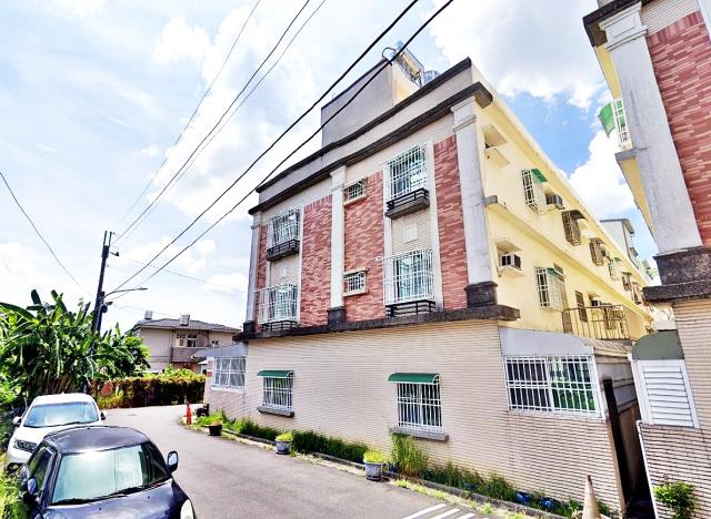 台南法拍透天-3