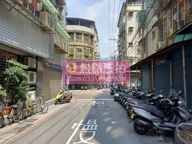 板橋拍賣大樓-8