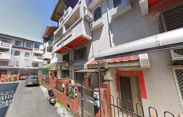 台中法拍透天-2