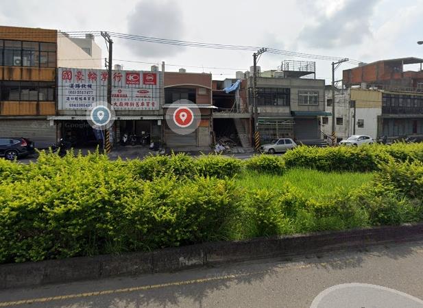 竹北市法拍屋中華路台一線臨路透店住近明新科大優室法拍林小陽