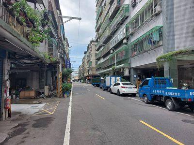 板橋拍賣大樓-3