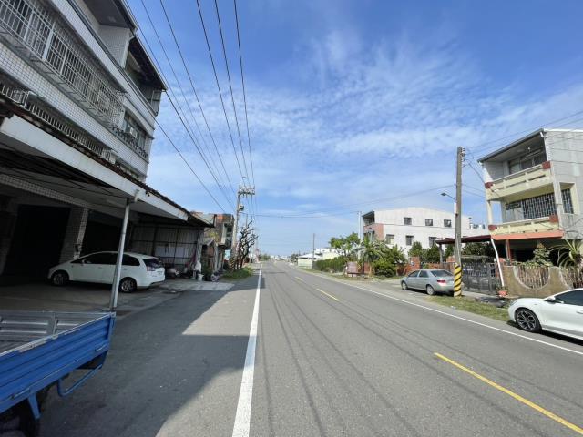 臨路竹科學園區台17線近市場711