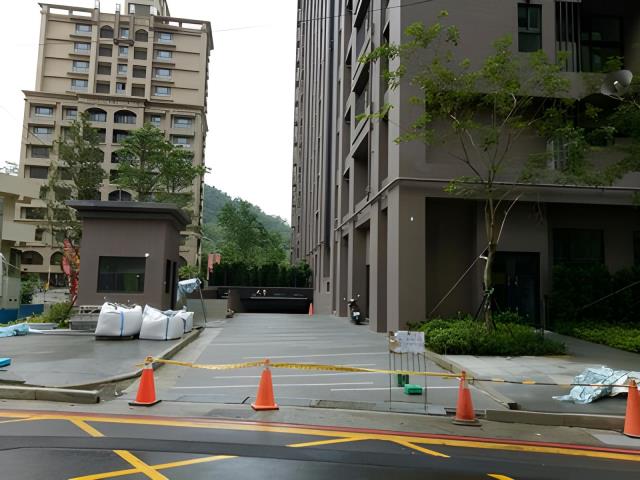 新店大樓拍賣-4