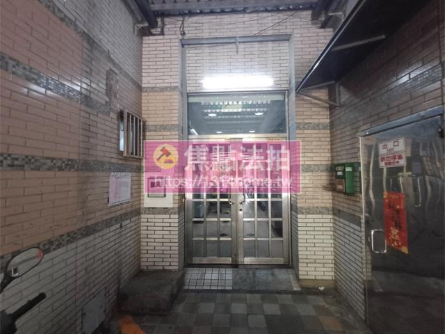 新北土城大樓法拍-8