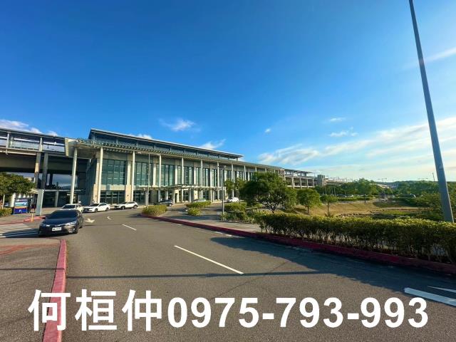 後龍高鐵後龍電梯別墅後龍雙車墅