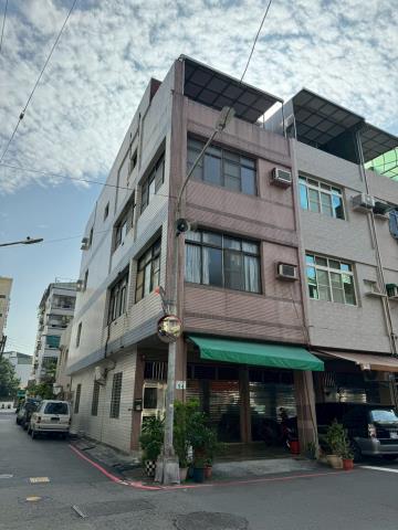 苓雅透天法拍-8