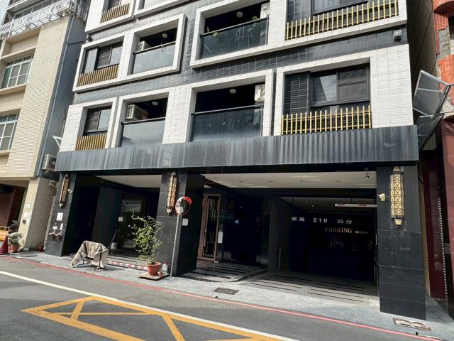 高雄鹽埕法拍大樓-8