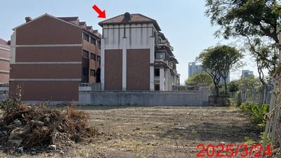 楠梓法拍透天-2