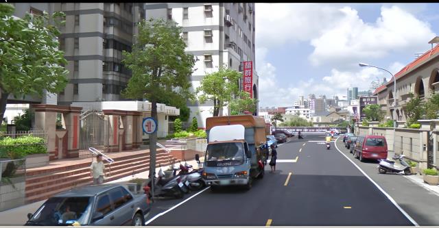 桃園平鎮法拍大樓-2