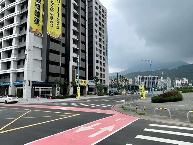 八里大樓拍賣-2