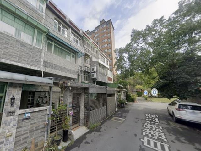 新北淡水透天法拍-3