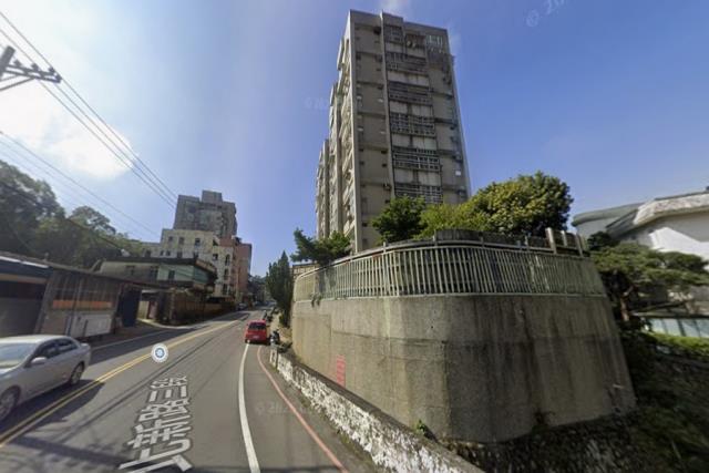 新北淡水法拍華廈-3