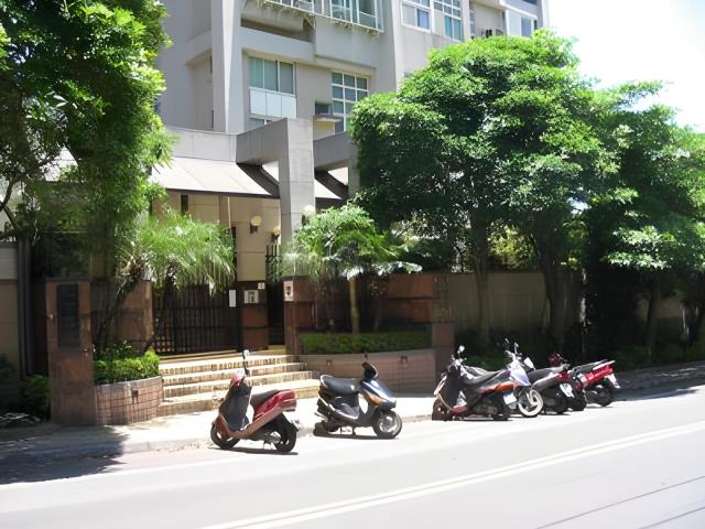 新北淡水法拍華廈-6