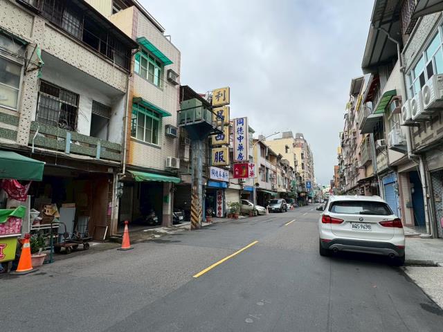 高雄前鎮法拍透天-4