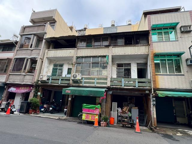 高雄前鎮法拍透天-6