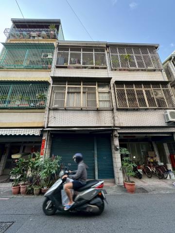 苓雅透天拍賣-6