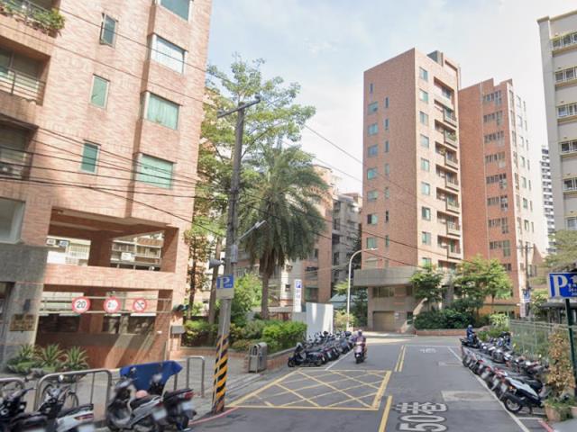 新北大樓法拍-4