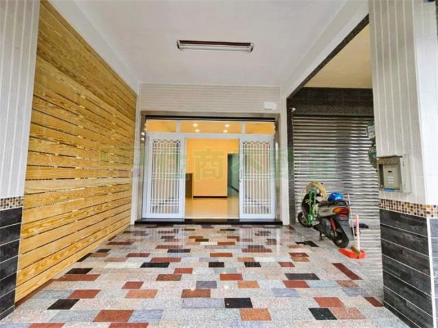 小港漢民商圈翻新騎樓透天