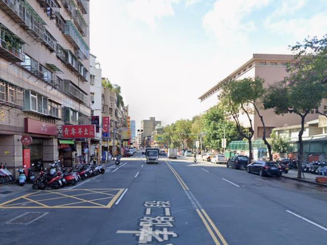 新北三重大樓法拍-3