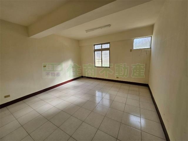 高雄小港透天-11