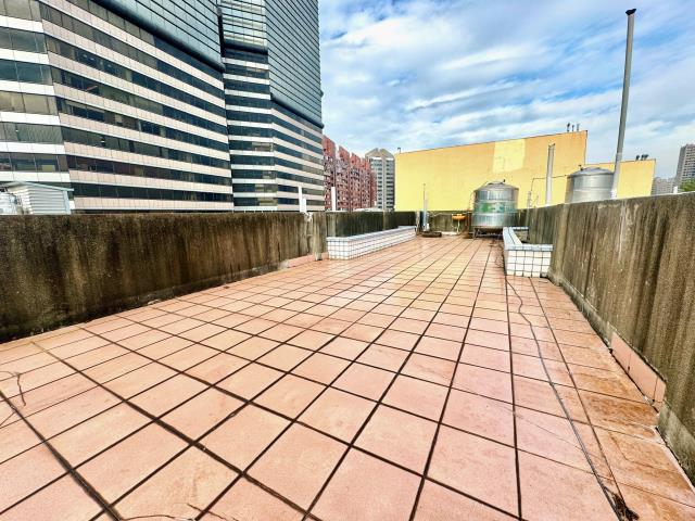 高雄前鎮透天-11