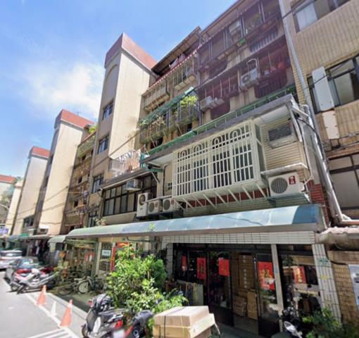 新莊拍賣公寓-2