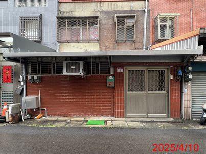 桃園中壢透天法拍-1