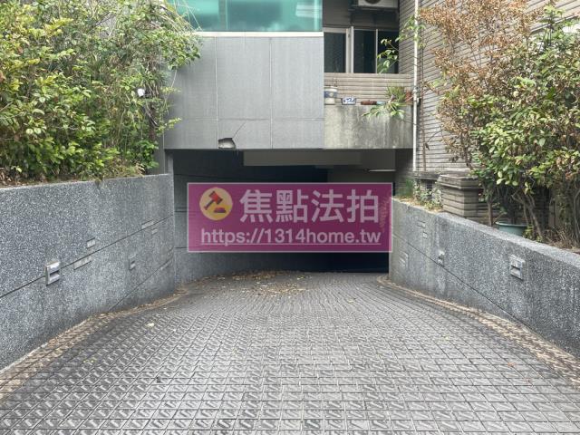 台北士林法拍大樓-6